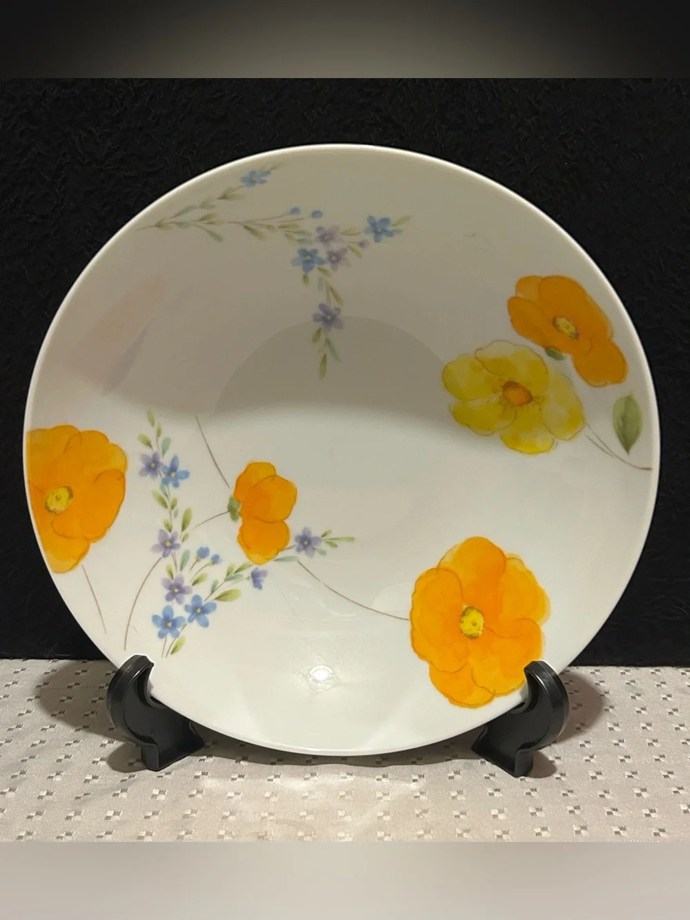 Mikasa Dancing Flowers Soup Bowl 7.625 Wide Bone China Made In Japan
